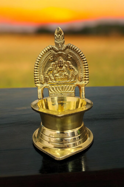 Dhevu Brass Kamakshi Devi Maa Diya