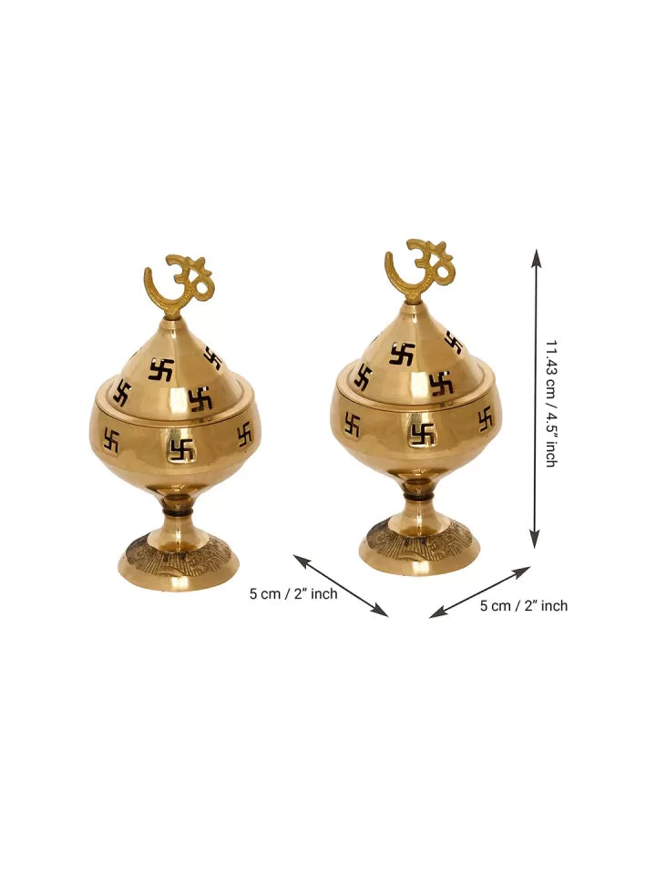 Dhevu brass Swastik Diya Set of 2