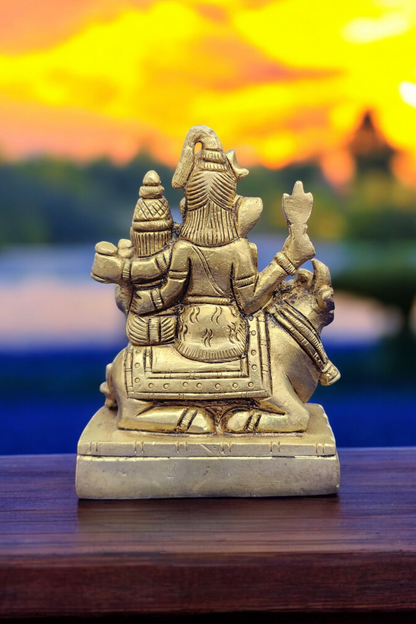 Dhevu brass Shiva Parvati Sitting On Nandi Idol