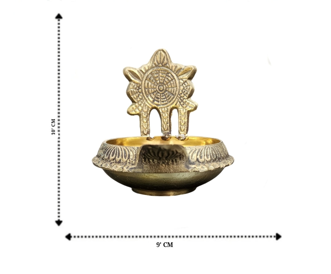 Dhevu Brass Shanku Chakra Kuber Diya