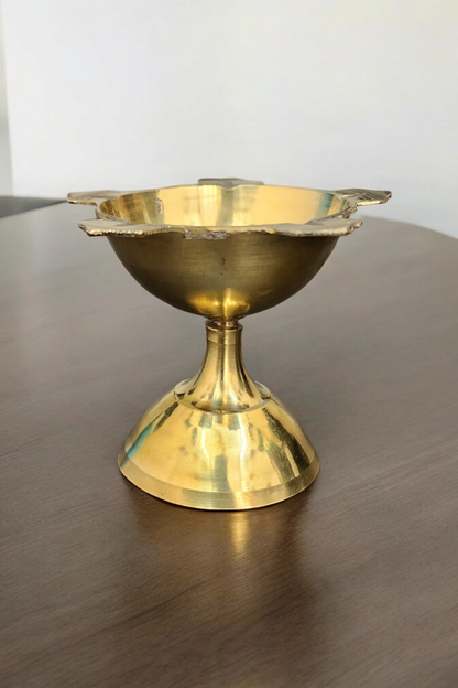 Dhevu Brass Panchmukhi Diya